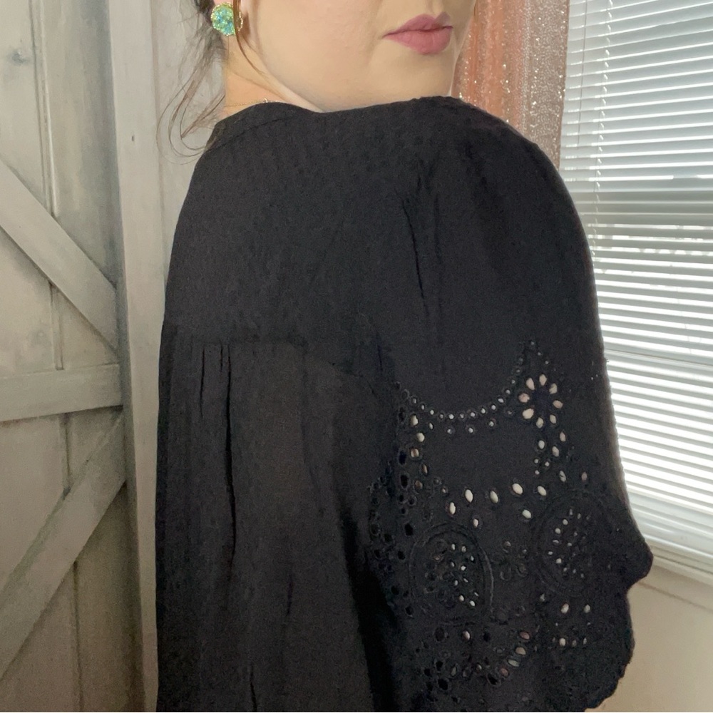 Mason and Belle Black Swiss Dot Lace Scalloped Sleeve Blouse‎ Size XXL oversized - Picture 2 of 11